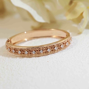 Brand Designer Women's Bangle 