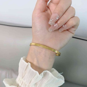 Brand Designer Women's Bangle 